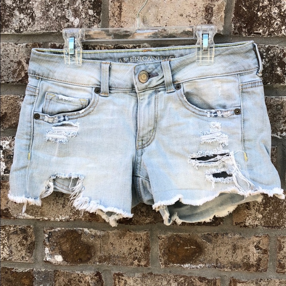 American Eagle distressed jean shorts